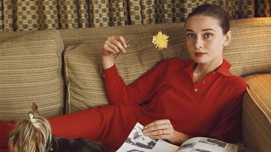 Audrey Hepburn at home, photo by Bob Willoughby
