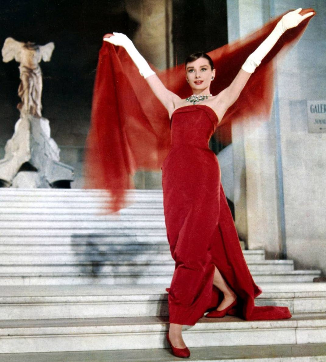 Funny Face(film, 1957) starring Audrey Hepburn and Fred Astaire
