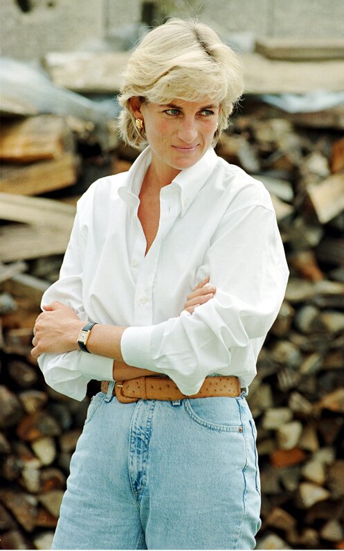 Elegant icon wardrobe essentials: The white shirt-Princess Diana in white shirt