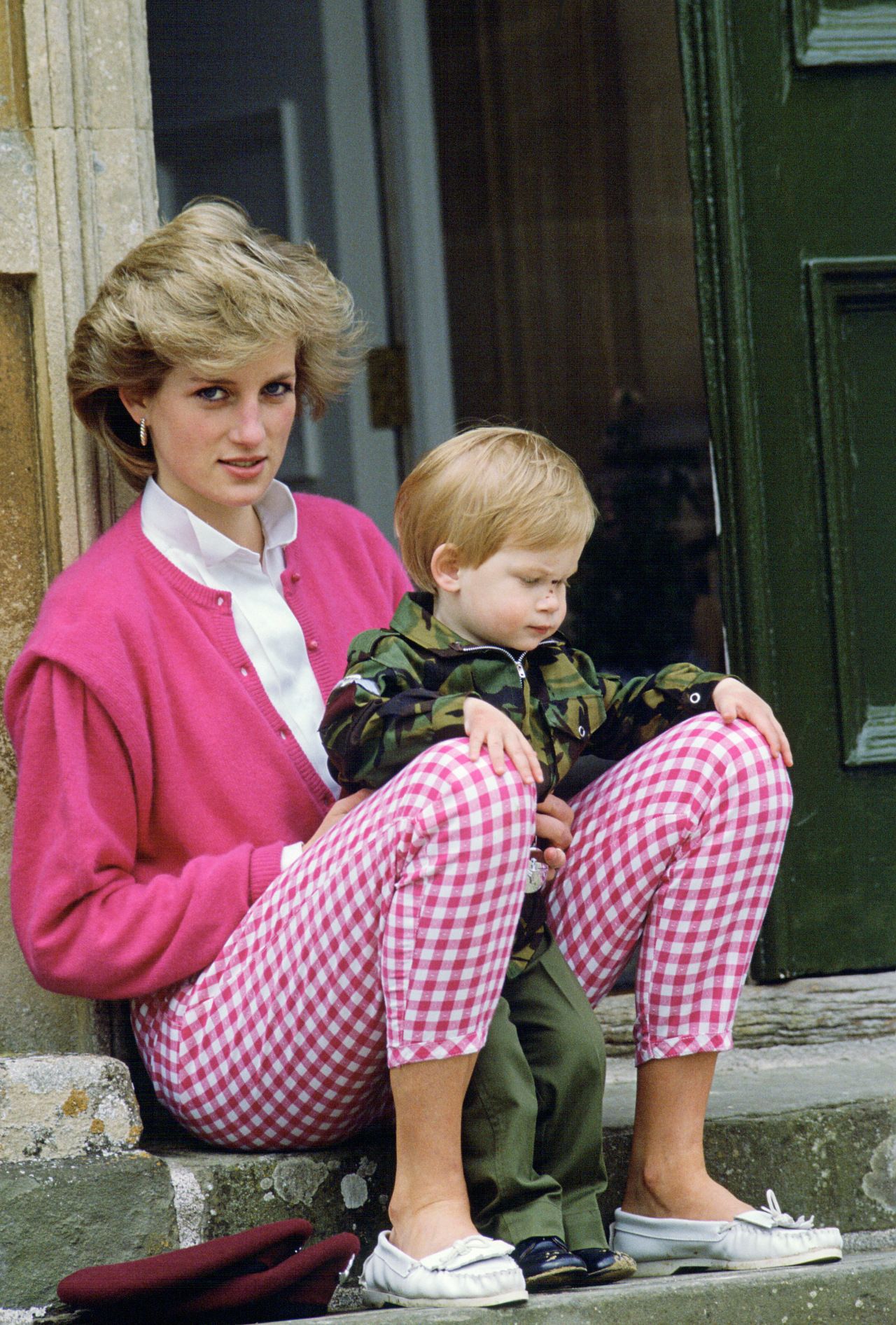 Elegant style icon wardrobe essentials: Princess Diana in white shirt