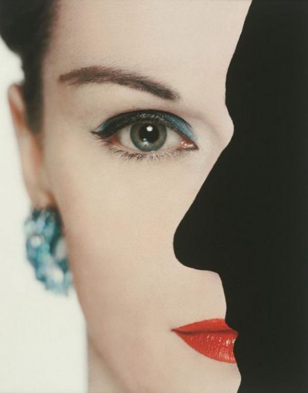 Fashion photo by Ervin Blumenfeld