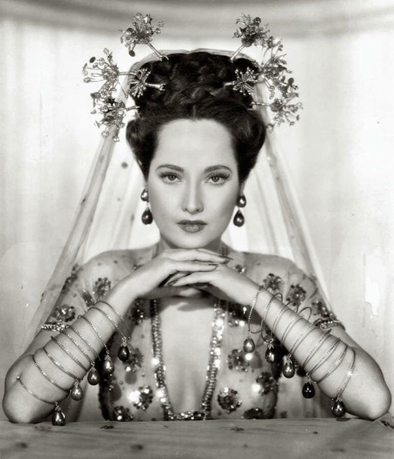 Merle Oberon(19 February 1911 – 23 November 1979)