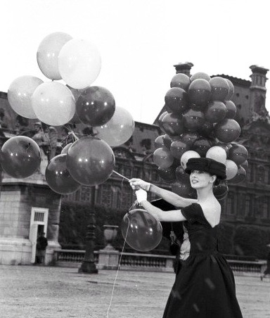 Funny Face(film, 1957) starring Audrey Hepburn and Fred Astaire