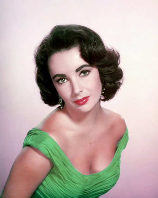 Elizabeth Taylor in green dress