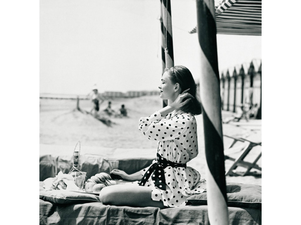 Elegant style icon wardrobe essentials: The Polka dot, model in silk polka dot scarf and blouse