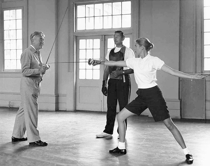 Elegant style icon wardrobe essentials: Grace Kelly in a pair of shorts