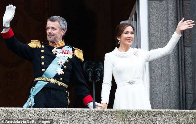 Queen Mary’s white dress, her first outfit as The Queen Denmark, Getty Images, 14 Jan 2024