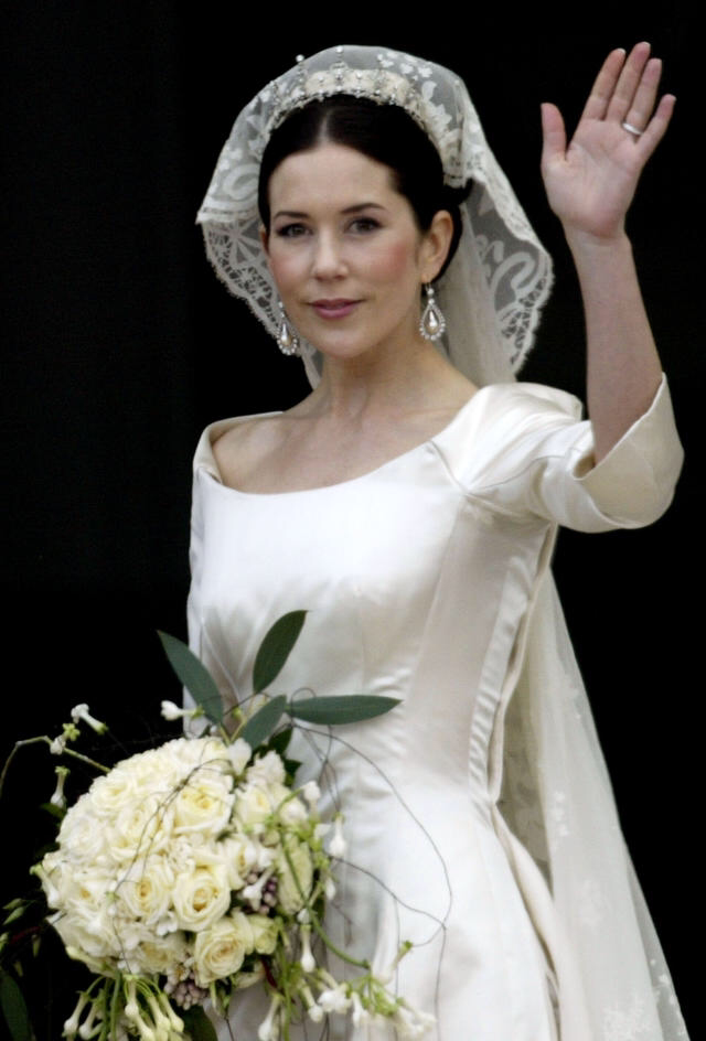 Mary Donaldson’s wedding dress on her 2004 wedding to Crown Prince Frederik of Denmark designed by Uffe Frank