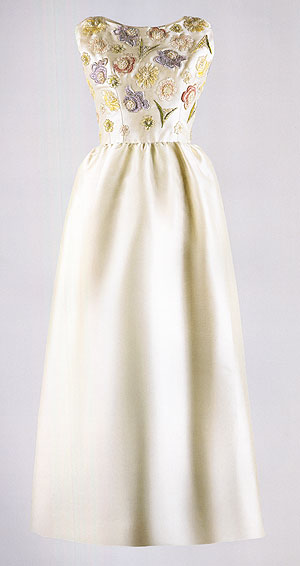 Jackie Kennedy’s ivory satin dress designed by French coutourier Hubert de Givenchy, for her official visit to France with general de Gaulle in Versailles 1961