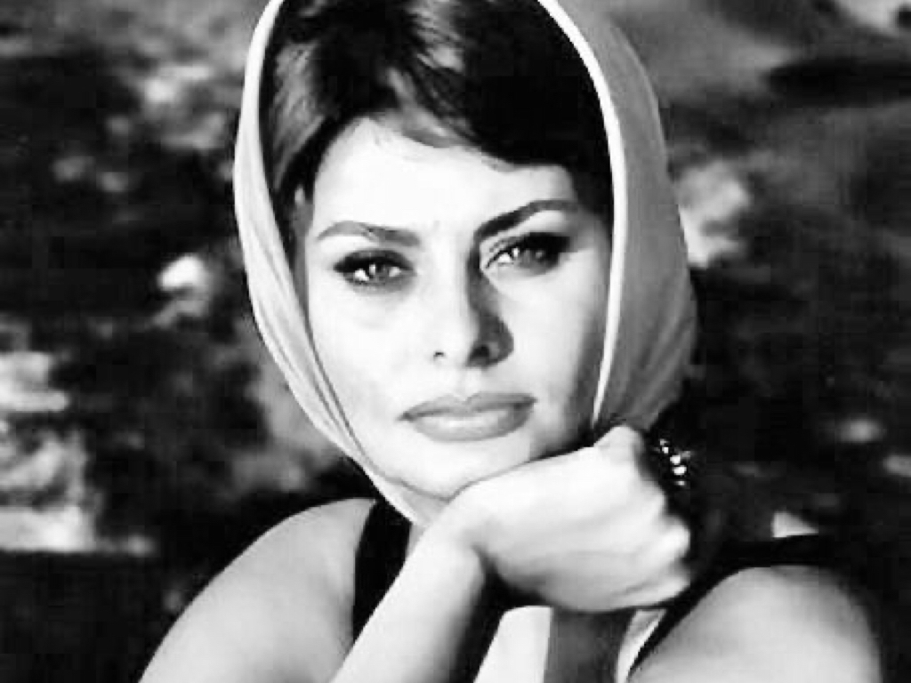 Elegant style icon wardrobe essentials: Sophia Loren in headscarves
