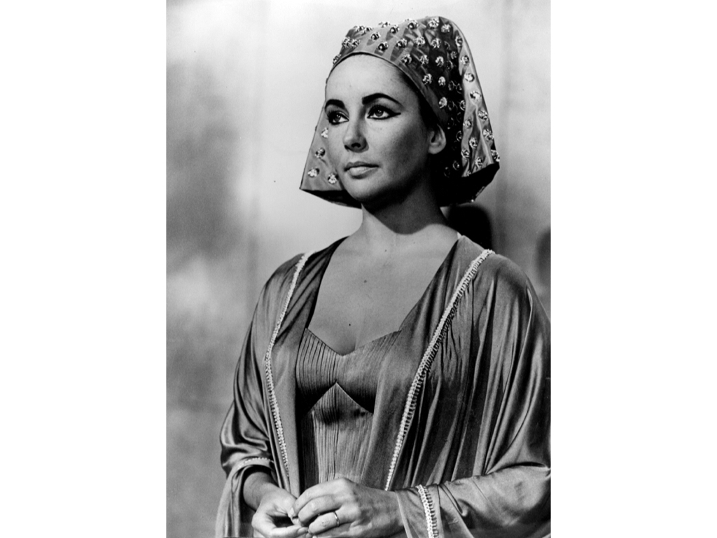 Elegant style icon wardrobe essentials: Elizabeth Taylor in headscarves