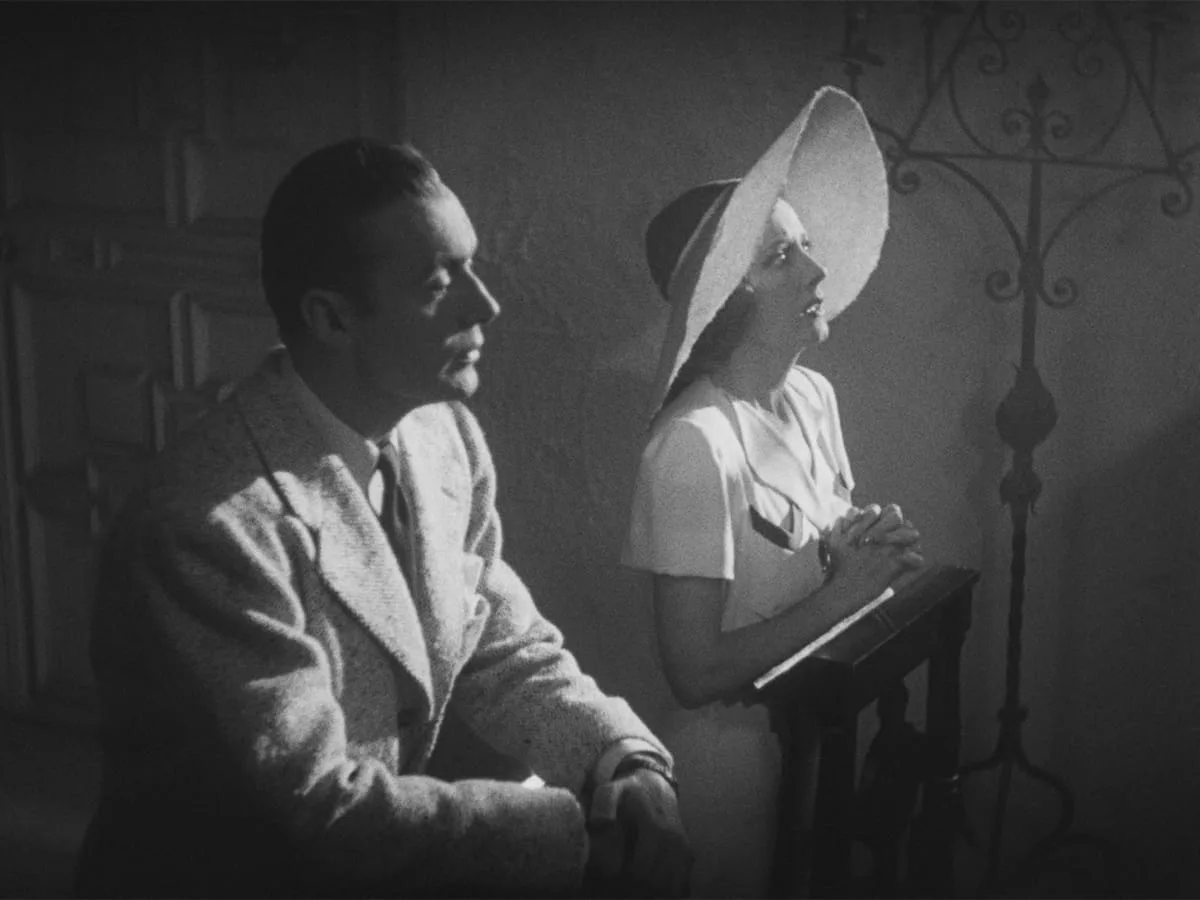 Charles Boyer and Irene Dunne in film Love Affair (1939)