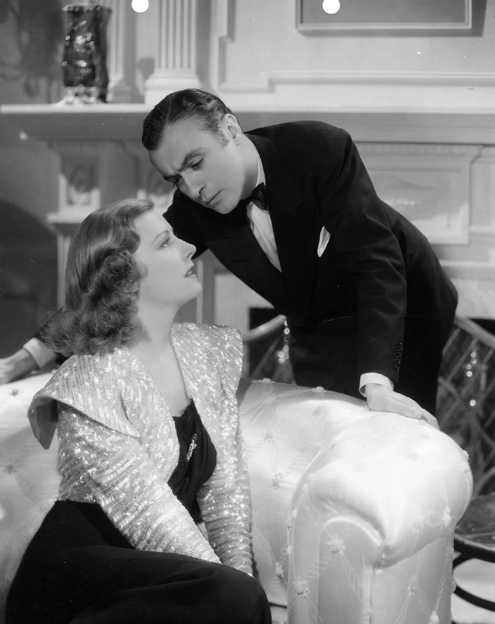 Charles Boyer and Irene Dunne in film Love Affair (1939)
