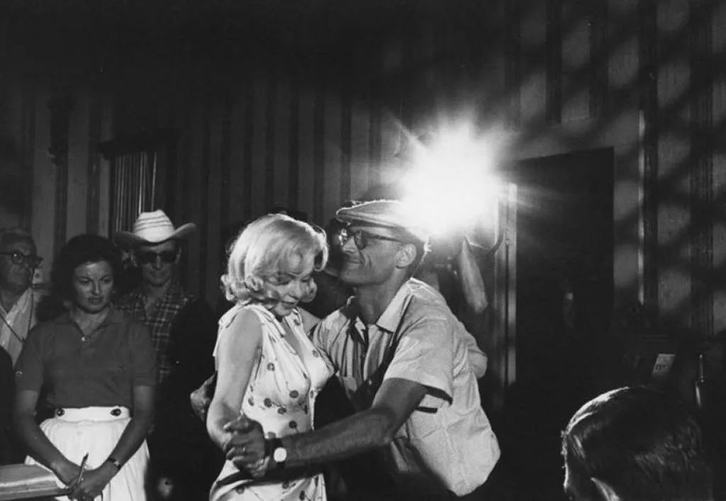 Marilyn Monroe and Arthur Miller on the film set of The Misfits