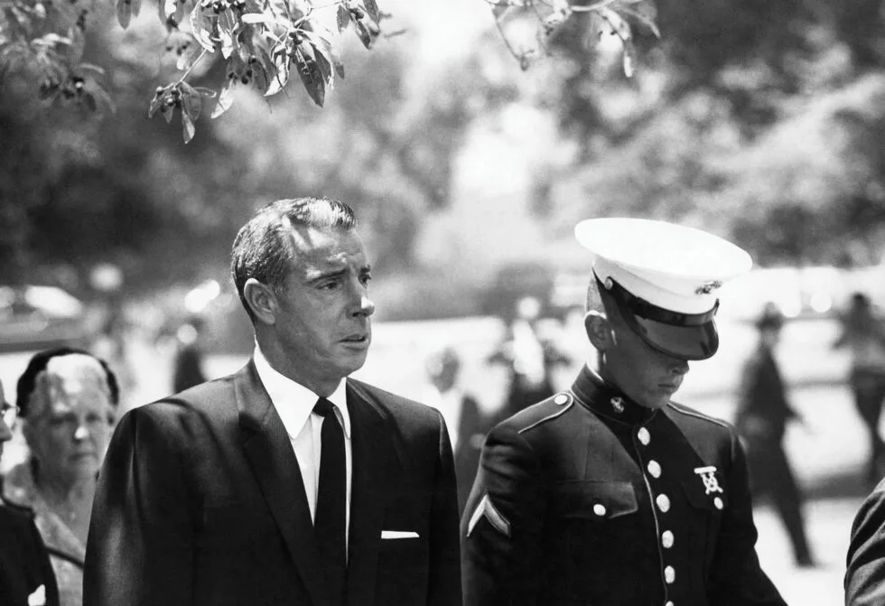 Joe DiMaggio on Marilyn Monroe's funeral, 1962