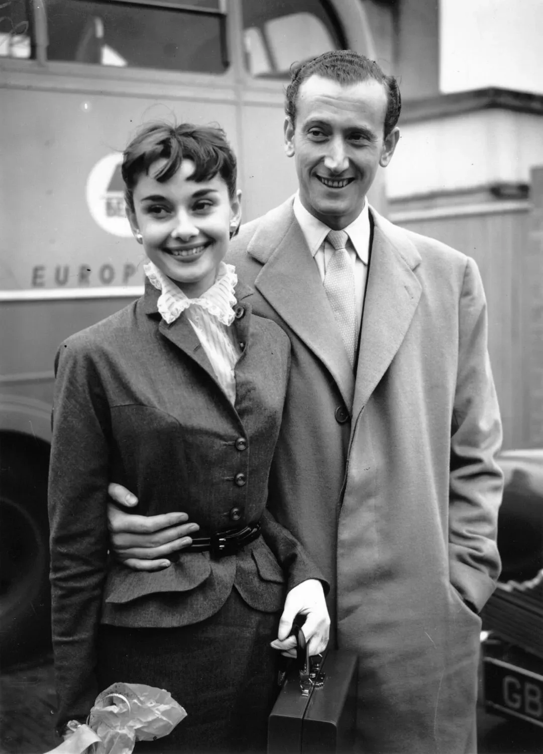 Audrey Hepburn with her fiancé James Hanson, 1952