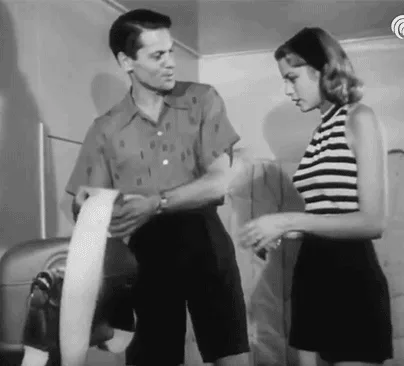 Elegant style icon wardrobe essentials: Grace Kelly in a pair of shorts