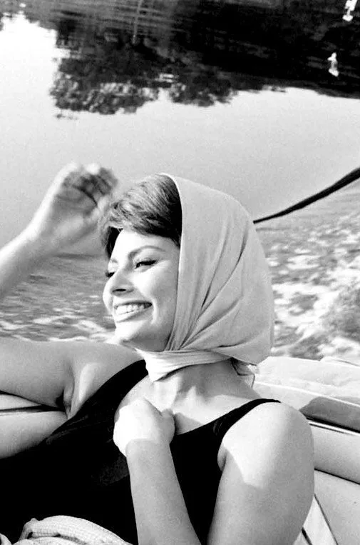 Sophia Loren wearing headscarf, Napoli, Italy, 1961