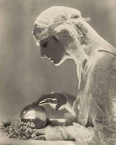 Portrait of Dolores(Kathleen  Rose), photo by Adolph Meyer, Vogue, 1919