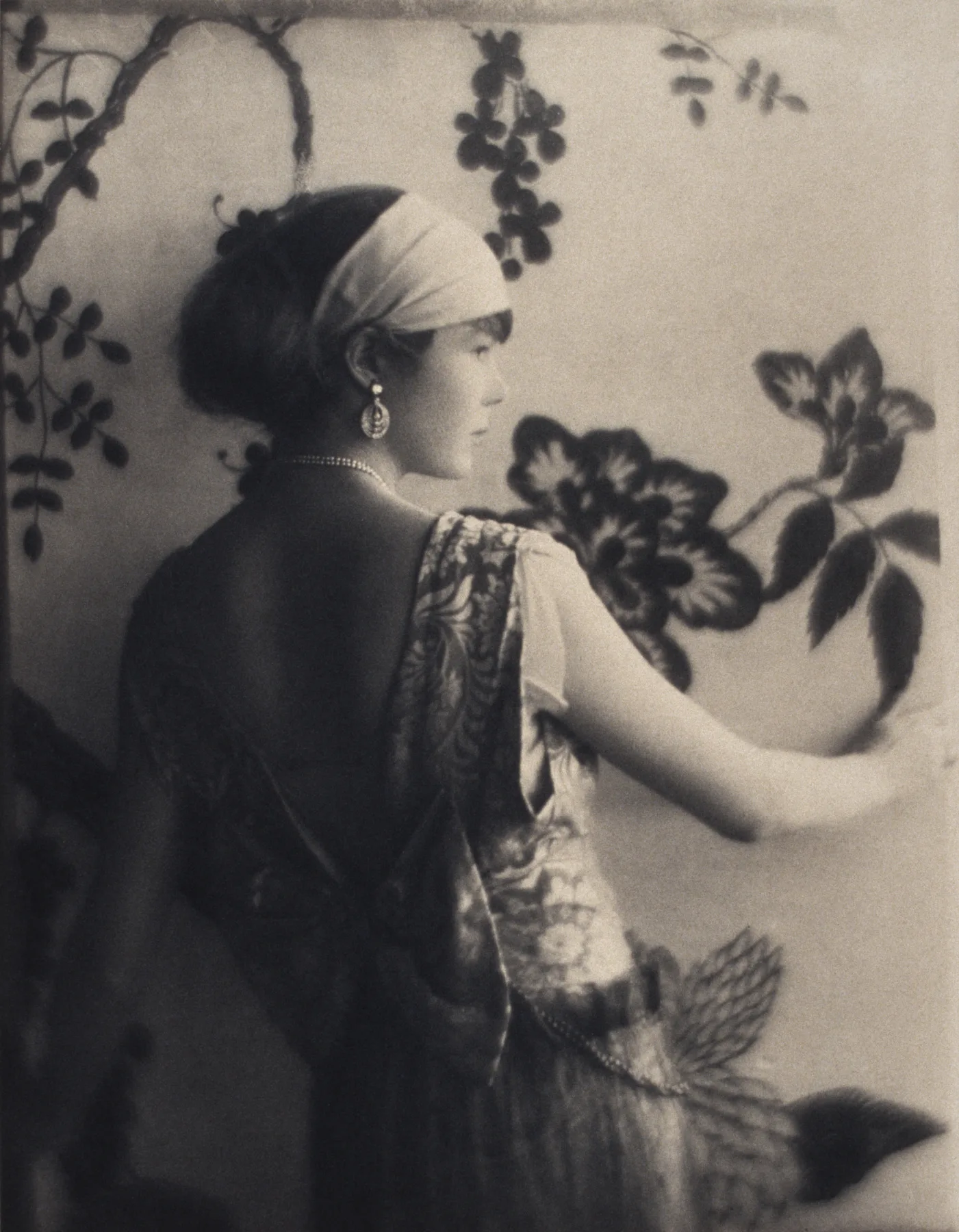 Portrait of a woman photo by Adolph Meyer, 1920-1930