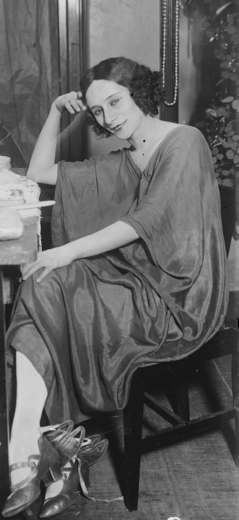 Anna Pavlova (12 February 1881 – 23 January 1931), elegant icon