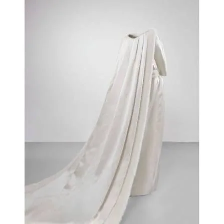 Fabiola de Mora y Aragón's wedding dress, designed by Cristóbal Balenciaga