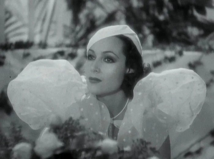 Dolores del Río in Flying Down to Rio (1933), the musical that paired Fred Astaire and Ginger Rogers