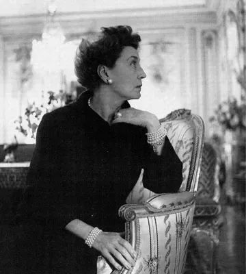 Mona von Bismarck (born Mona Travis Strader; 5 February 1897 – 10 July 1983), elegancepedia