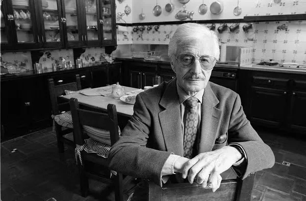 Oleg Cassini died on 17 March 2006 at a hospital in Manhasset, New York, following complications from a cerebral aneurysm. He was ninety-two.