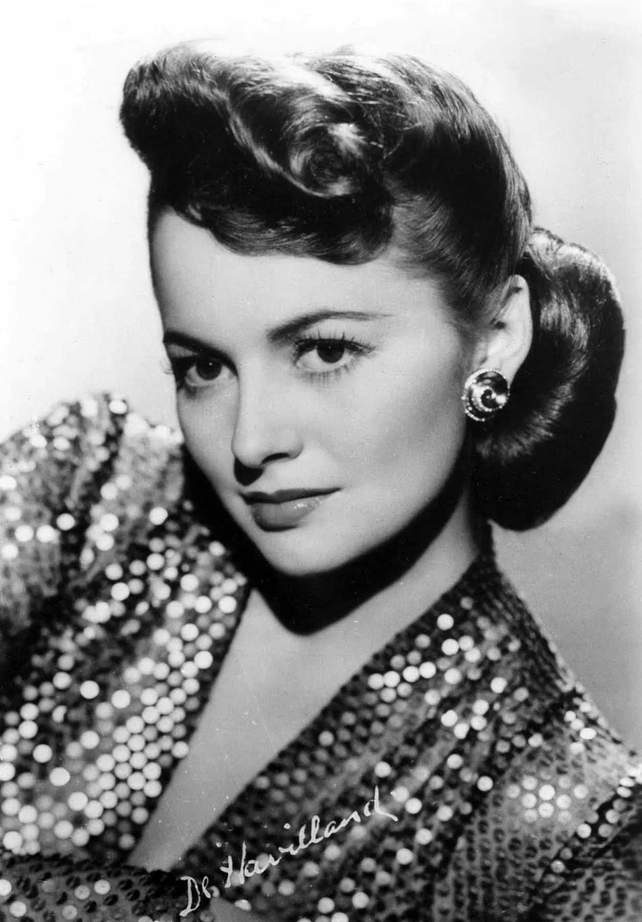 Olivia de Havilland(1 July 1916-26 July 2020) young