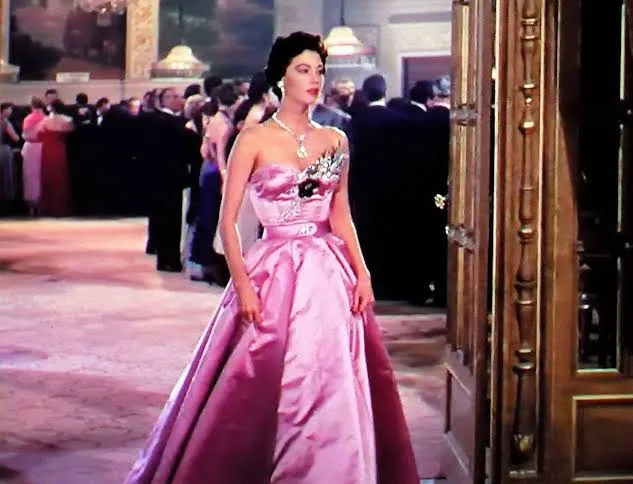 Ava Gardner as Maria Vargas barefoot in The Barefoot Contessa (film, 1954)