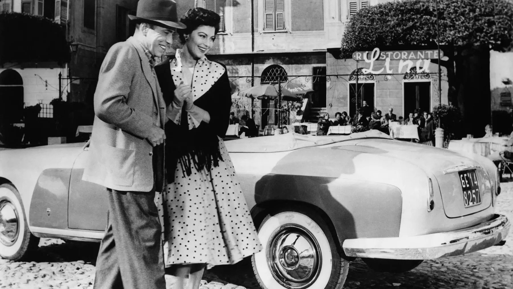 Humphrey Bogart as Harry Dawes and Ava Gardner as Maria Vargas in The Barefoot Contessa (film, 1954)
